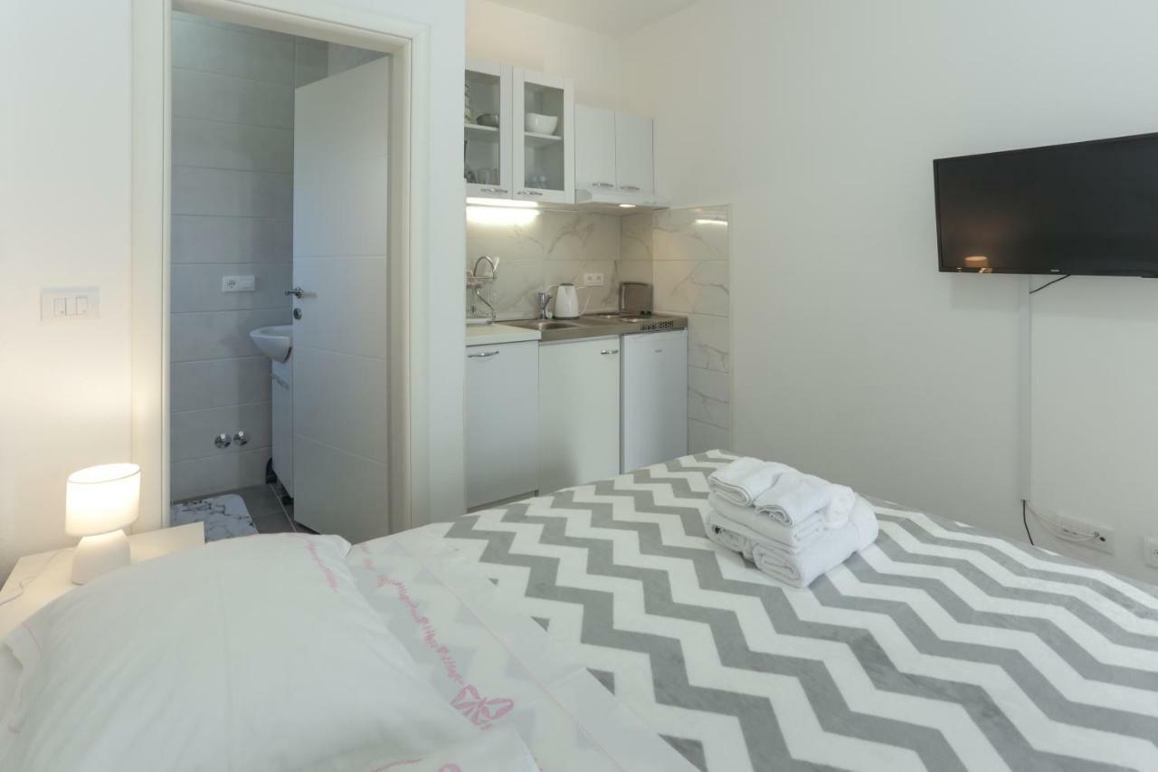 Villa Supuk Vinisce ภายนอก รูปภาพ