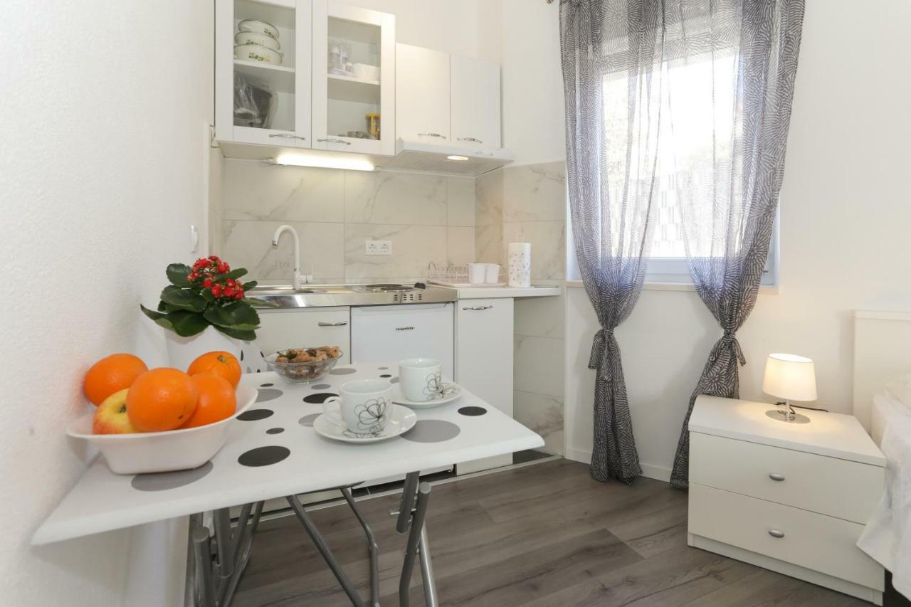 Villa Supuk Vinisce ภายนอก รูปภาพ